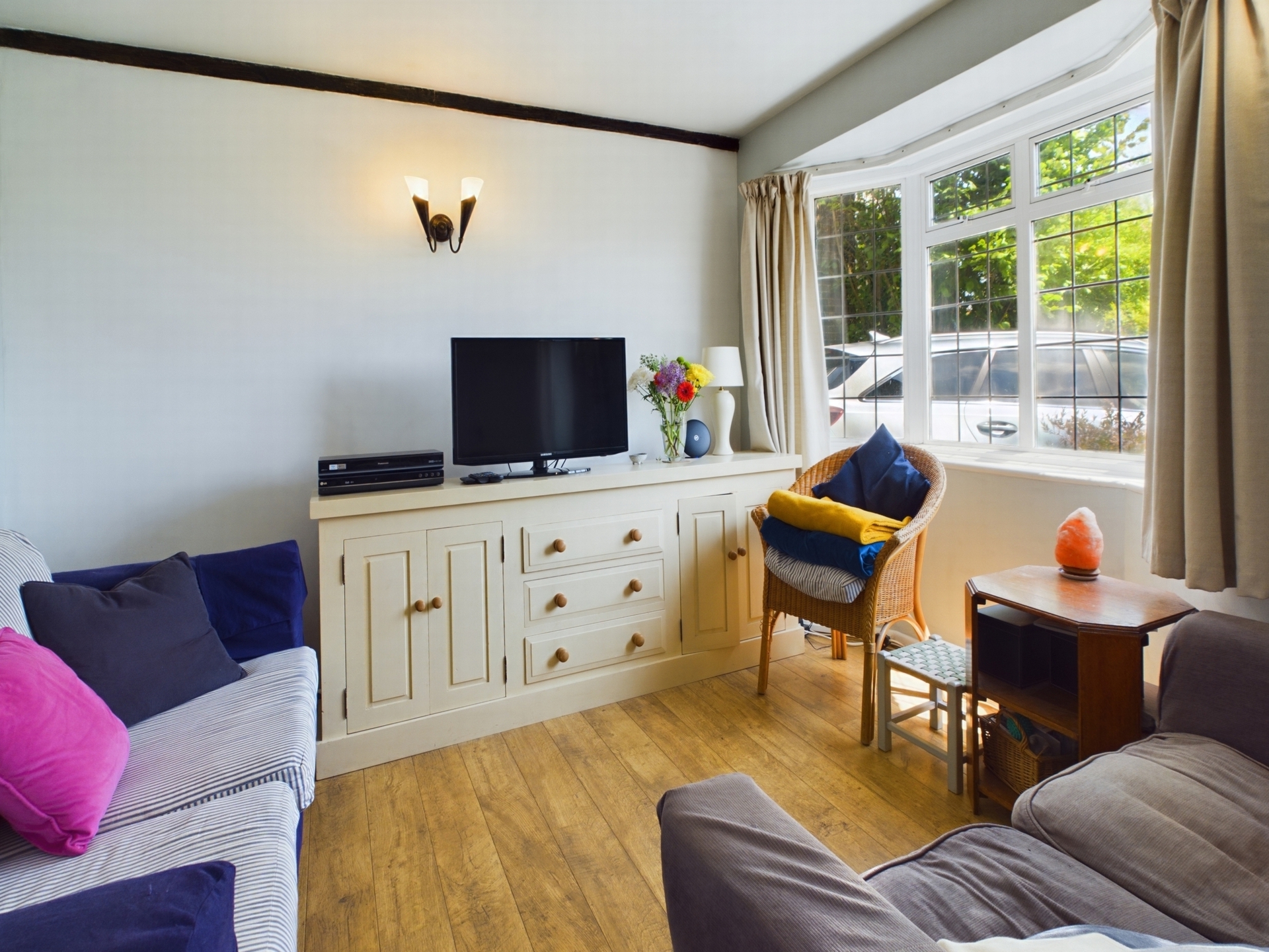 Property For Sale Wickham Way, Haywards Heath, RH16 4 Bedroom House