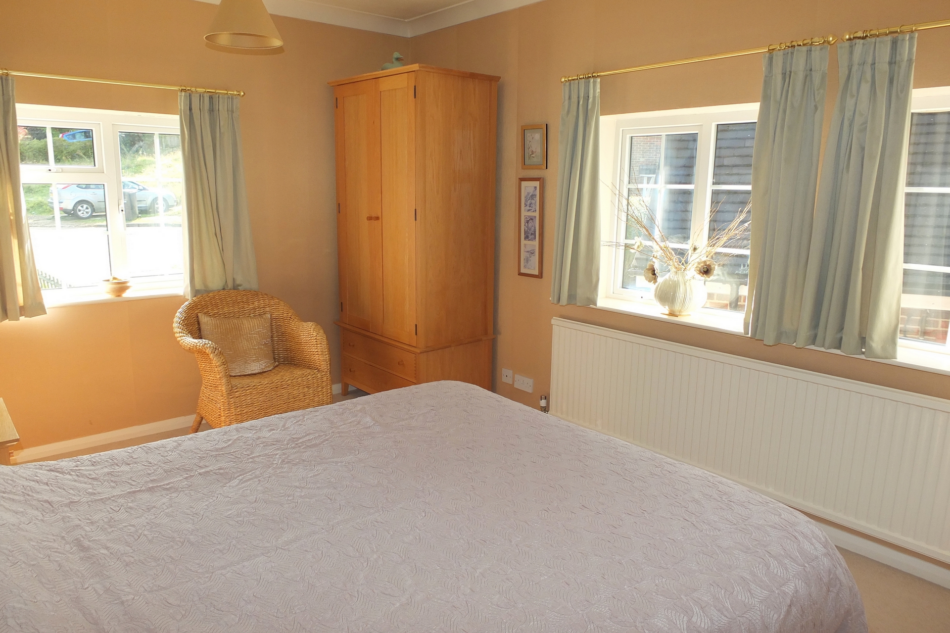 Property For Sale Fairfield Way, Haywards Heath, RH16 4 Bedroom House