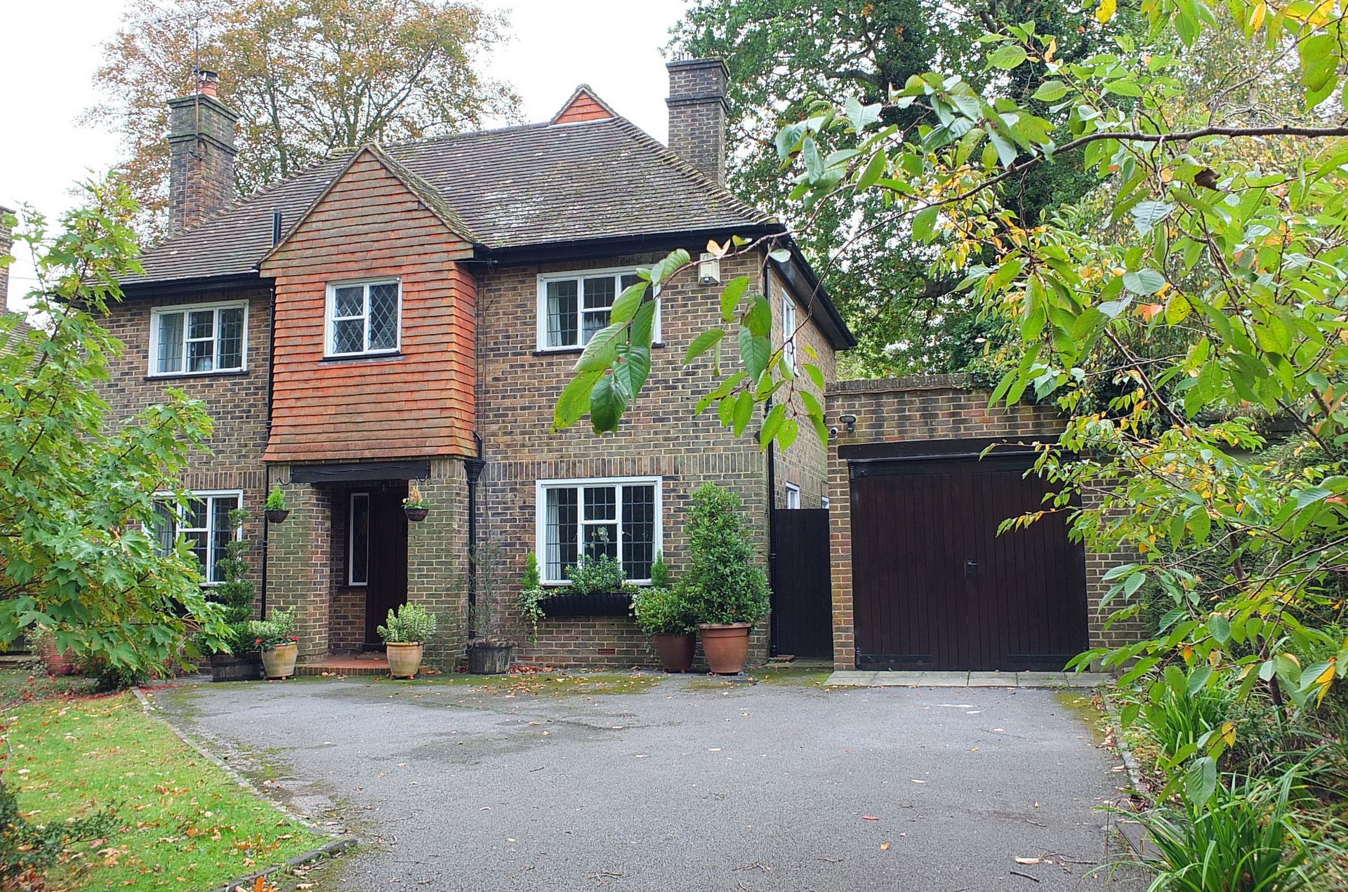 Property For Sale Fox Hill, Haywards Heath, RH16 3 Bedroom House