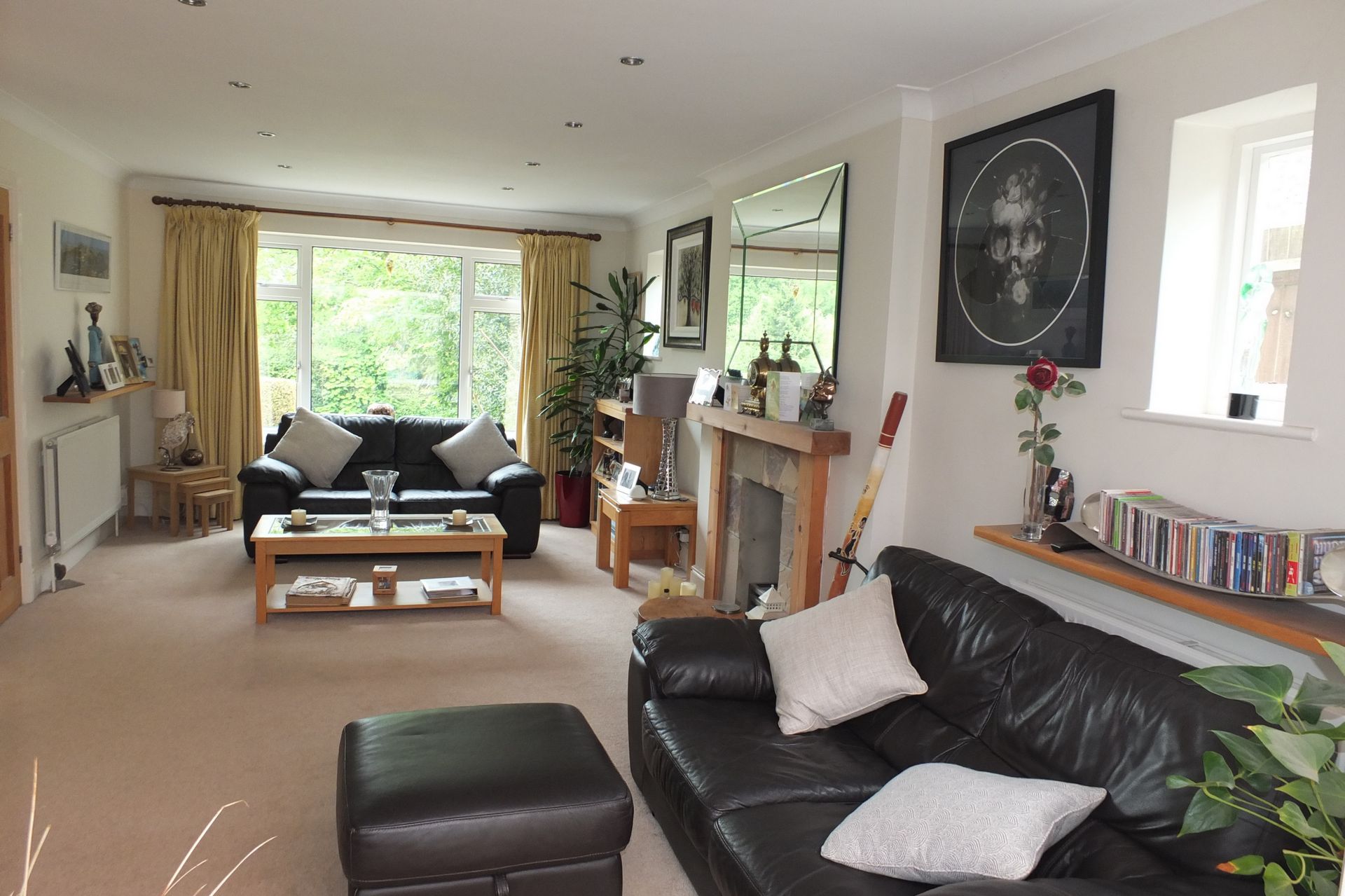 Property For Sale Lucastes Avenue, Haywards Heath, RH16 4 Bedroom