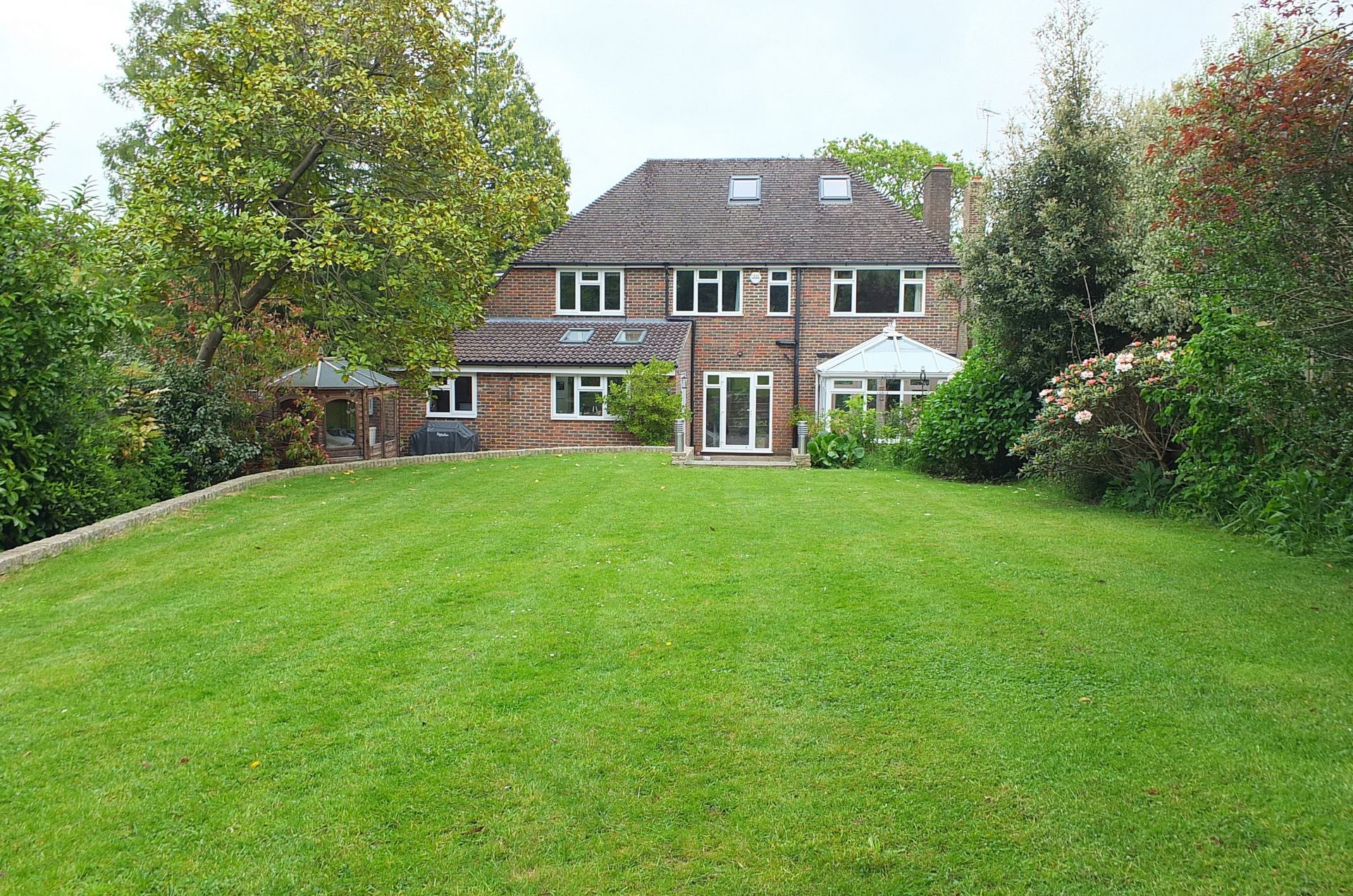 Property For Sale Lucastes Avenue, Haywards Heath, RH16 4 Bedroom