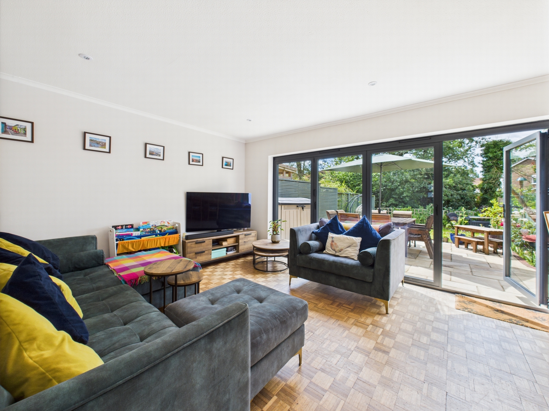 Living/Dining Room