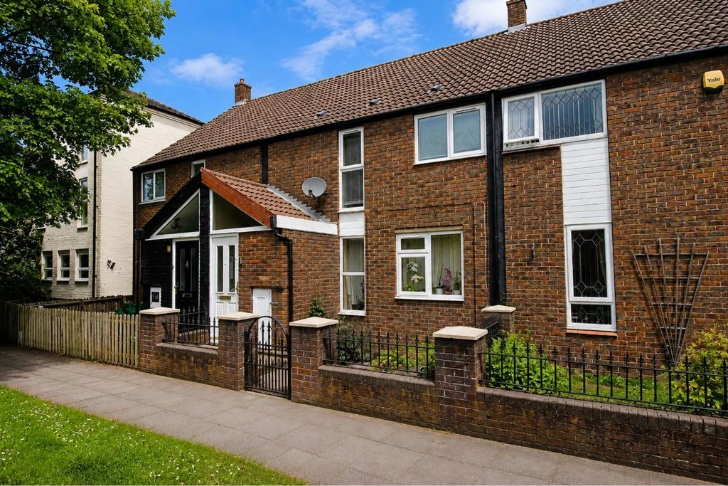 Property photo: Aqueduct, Telford, TF4