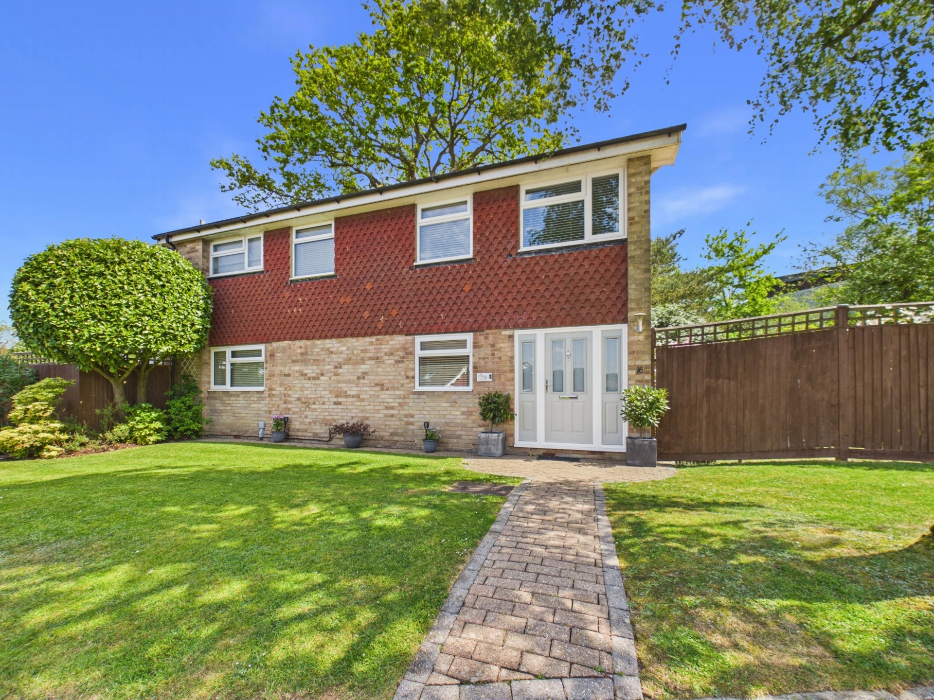 Property photo: Colwell Close, Haywards Heath