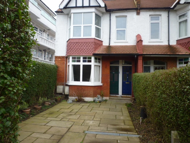 Raynes Park London SW20