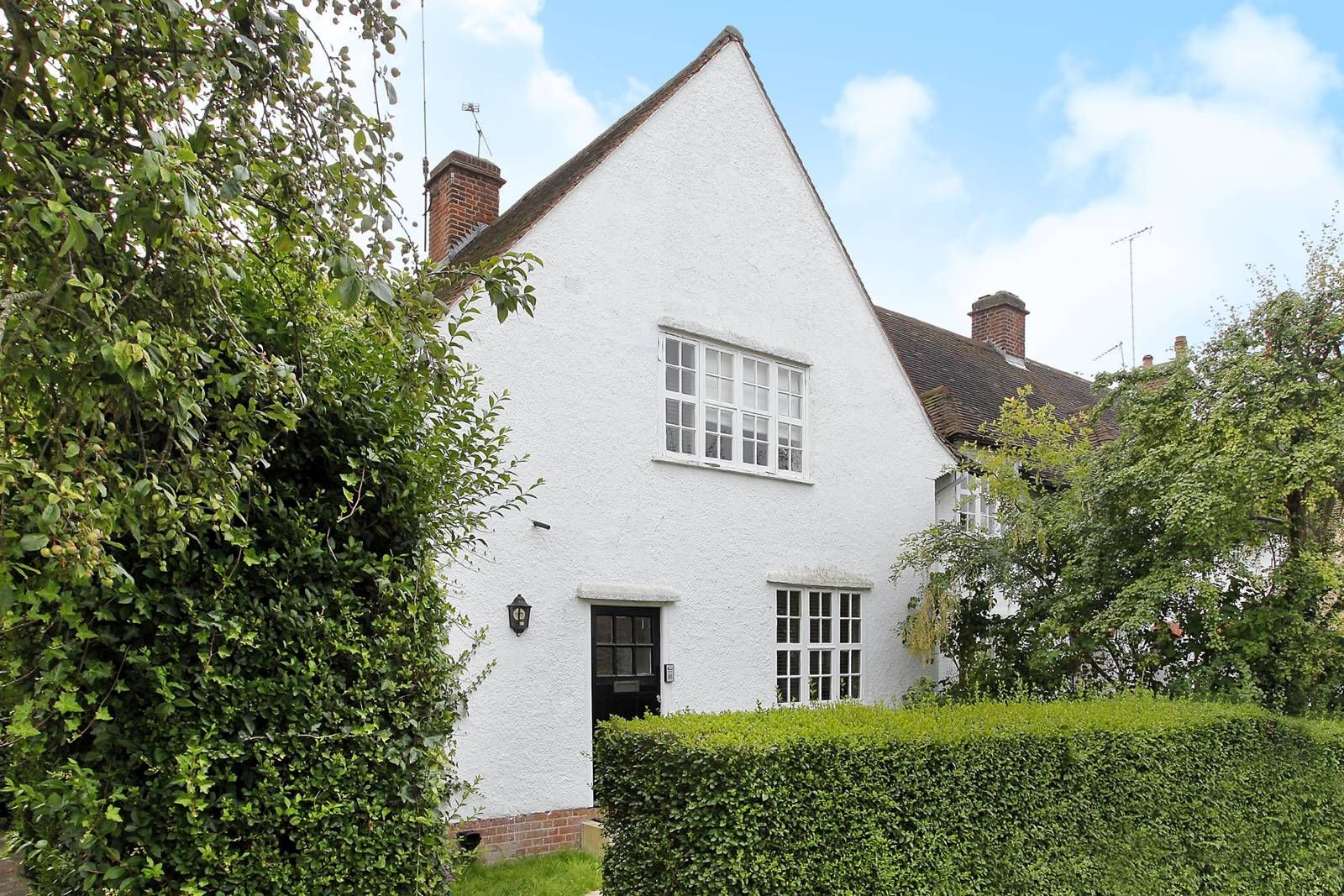 Similar Property: House in Hampstead Garden Suburb
