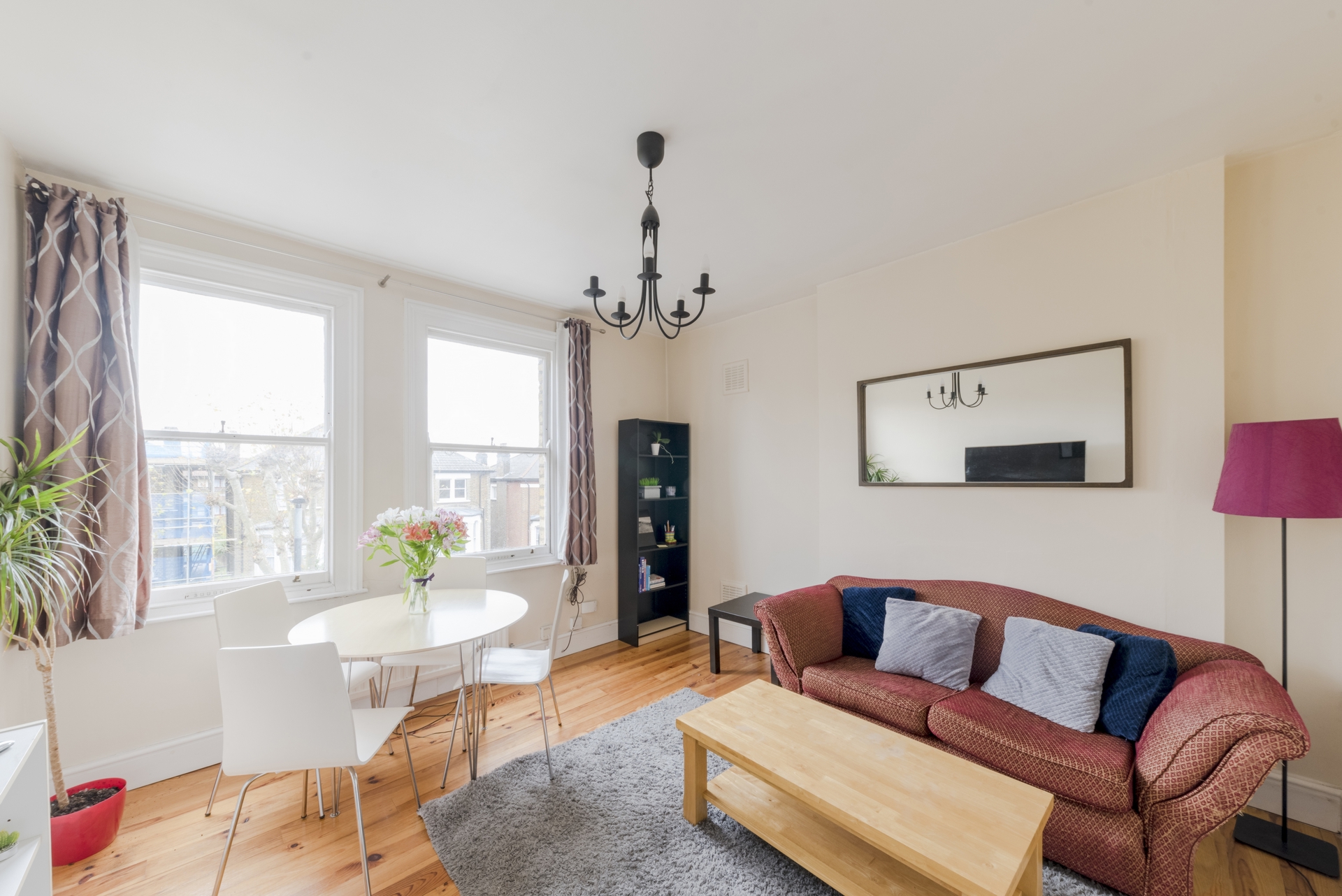 Similar Property: Flat in West Hampstead