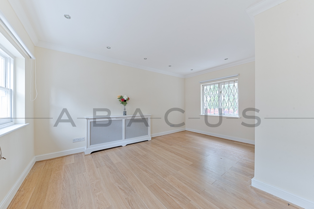 Mortimer Crescent St John's Wood London NW6