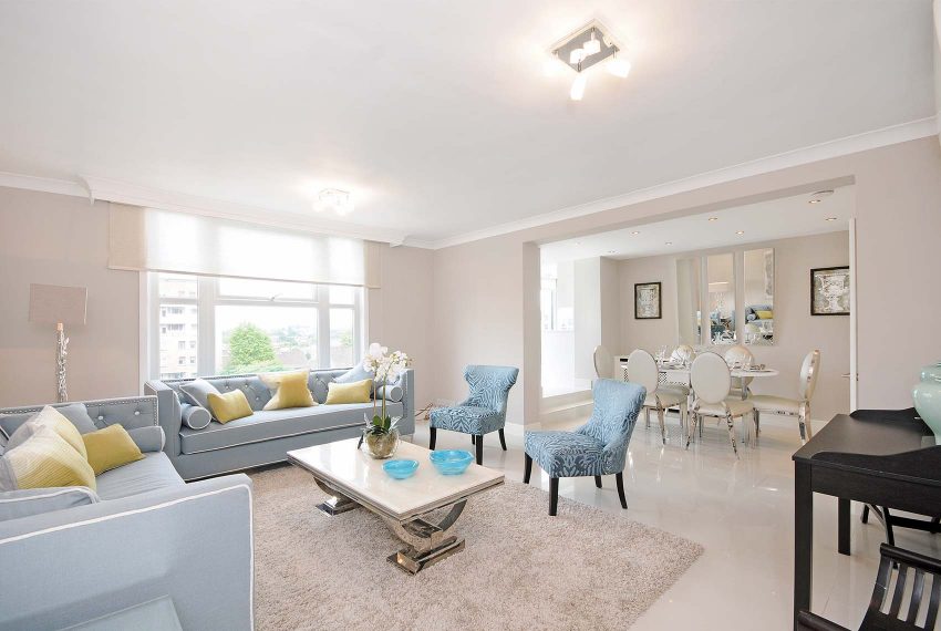 Similar Property: Apartment in Swiss Cottage
