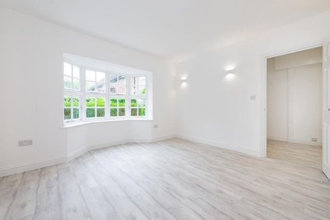 Midholm Close Hampstead Garden Suburb London NW11