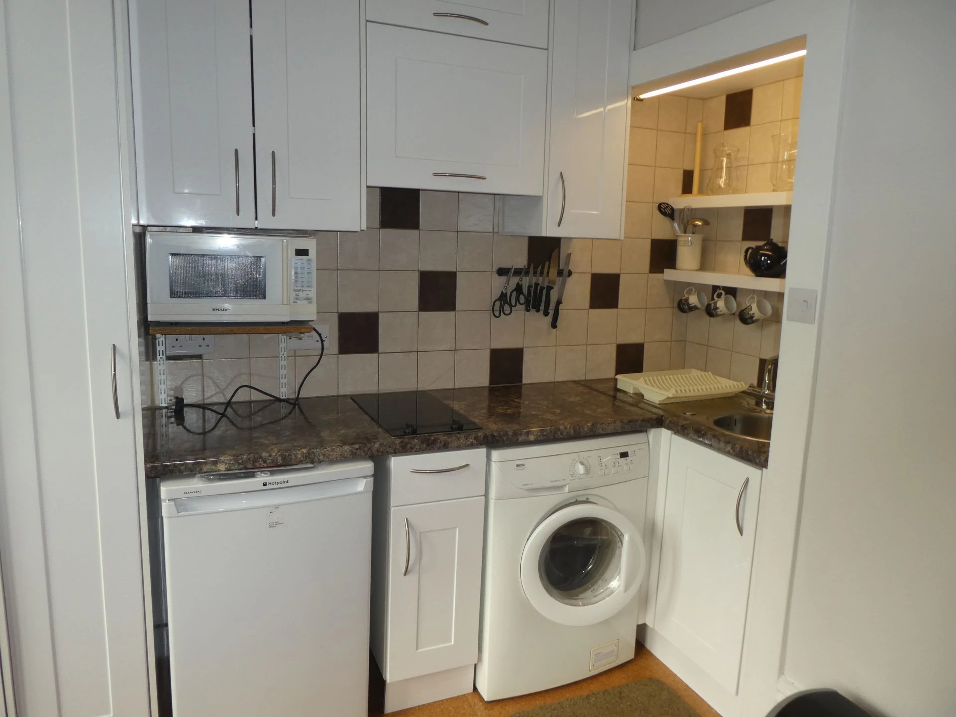 Photo 6