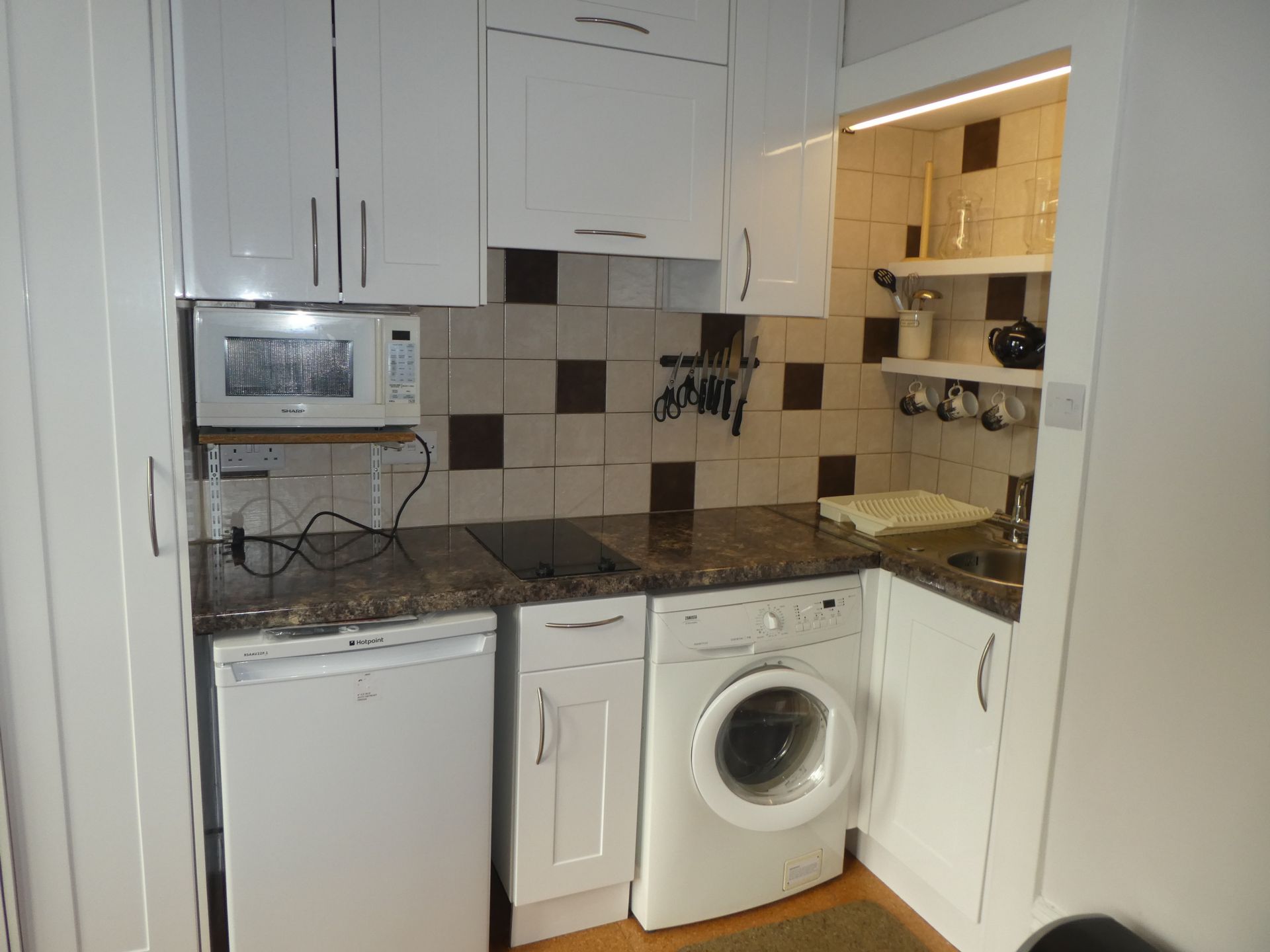 Photo 6