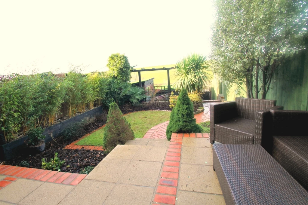 Photo 15