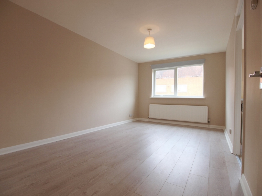 Queens Avenue Winchmore Hill London N21