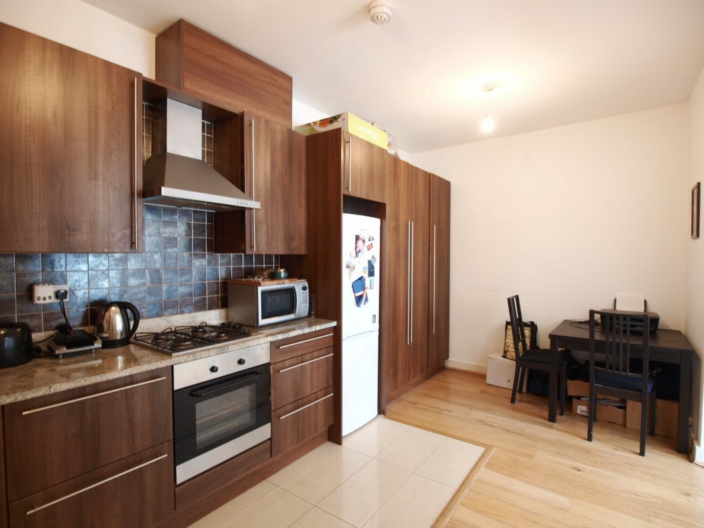 High Road East Finchley London N2