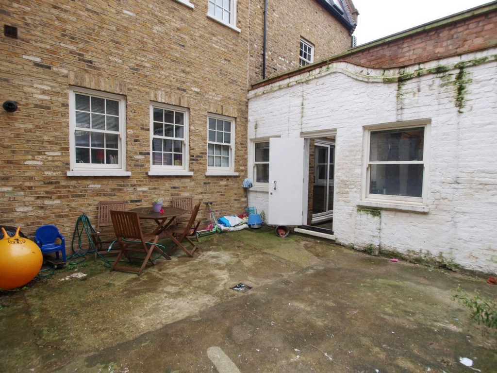 Photo 7