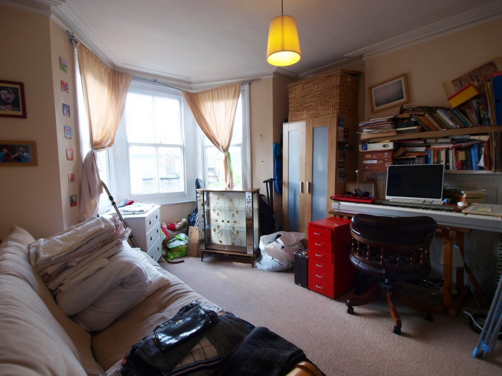Photo 4