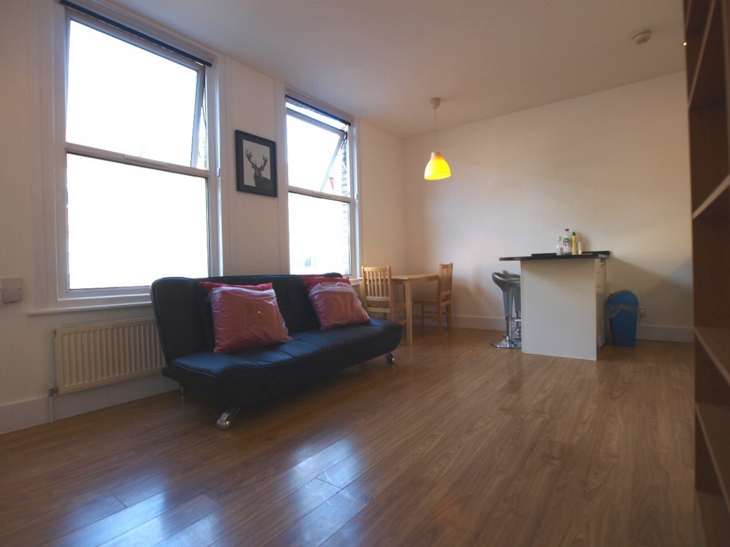 Stroud Green Road Finsbury Park London N4