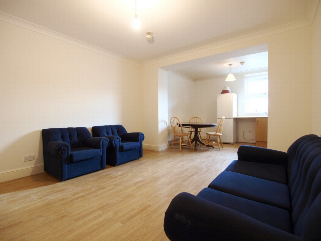 Seven Sisters Road Finsbury Park London N7