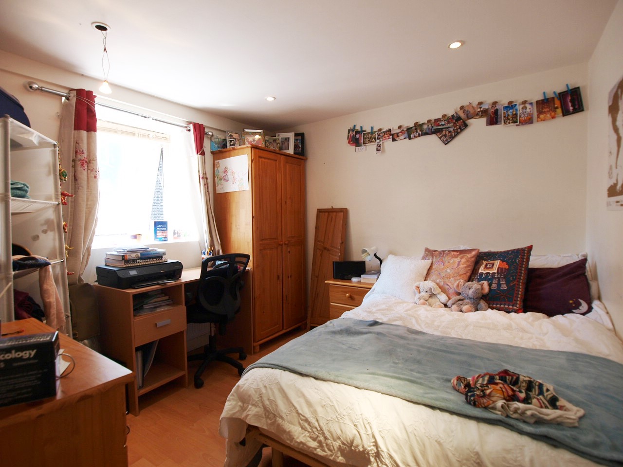 Photo 3