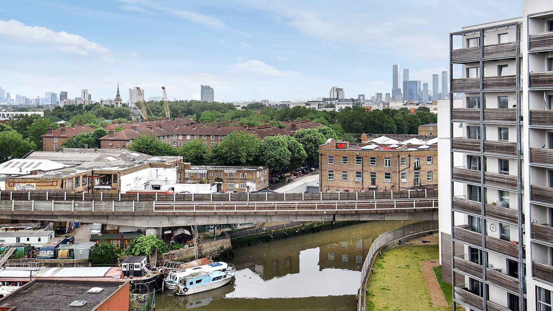 Property For Sale Cowan House, Greenwich High Road, Greenwich, SE10 2