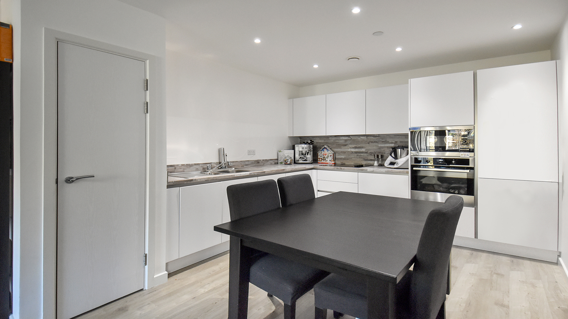 Property For Sale Malmo Tower, Bailey Street, Deptford, SE8 2 Bedroom