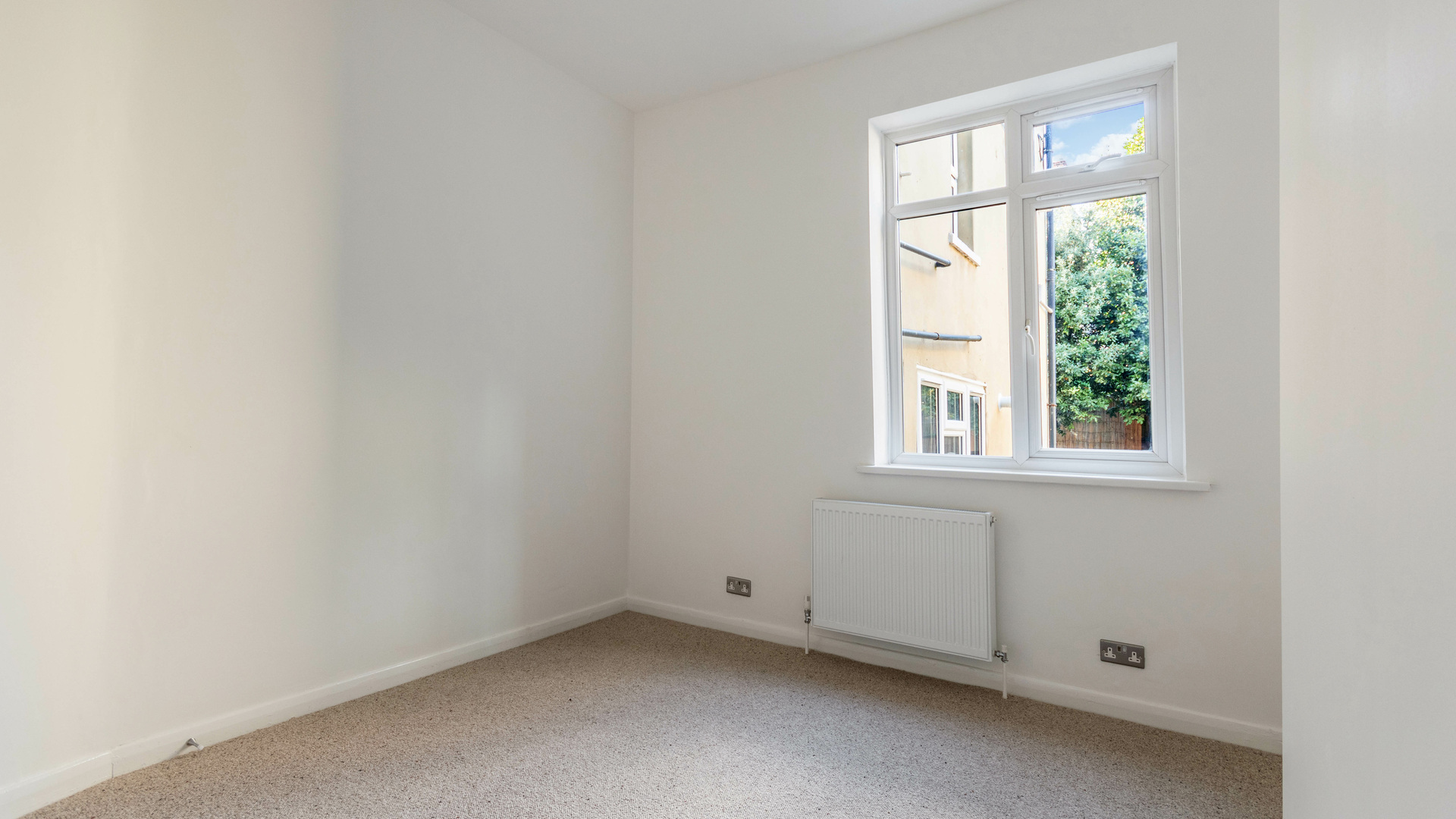 Property For Sale Crofton Road, Camberwell, SE5 1 Bedroom Flat Alex Neil 003347/1