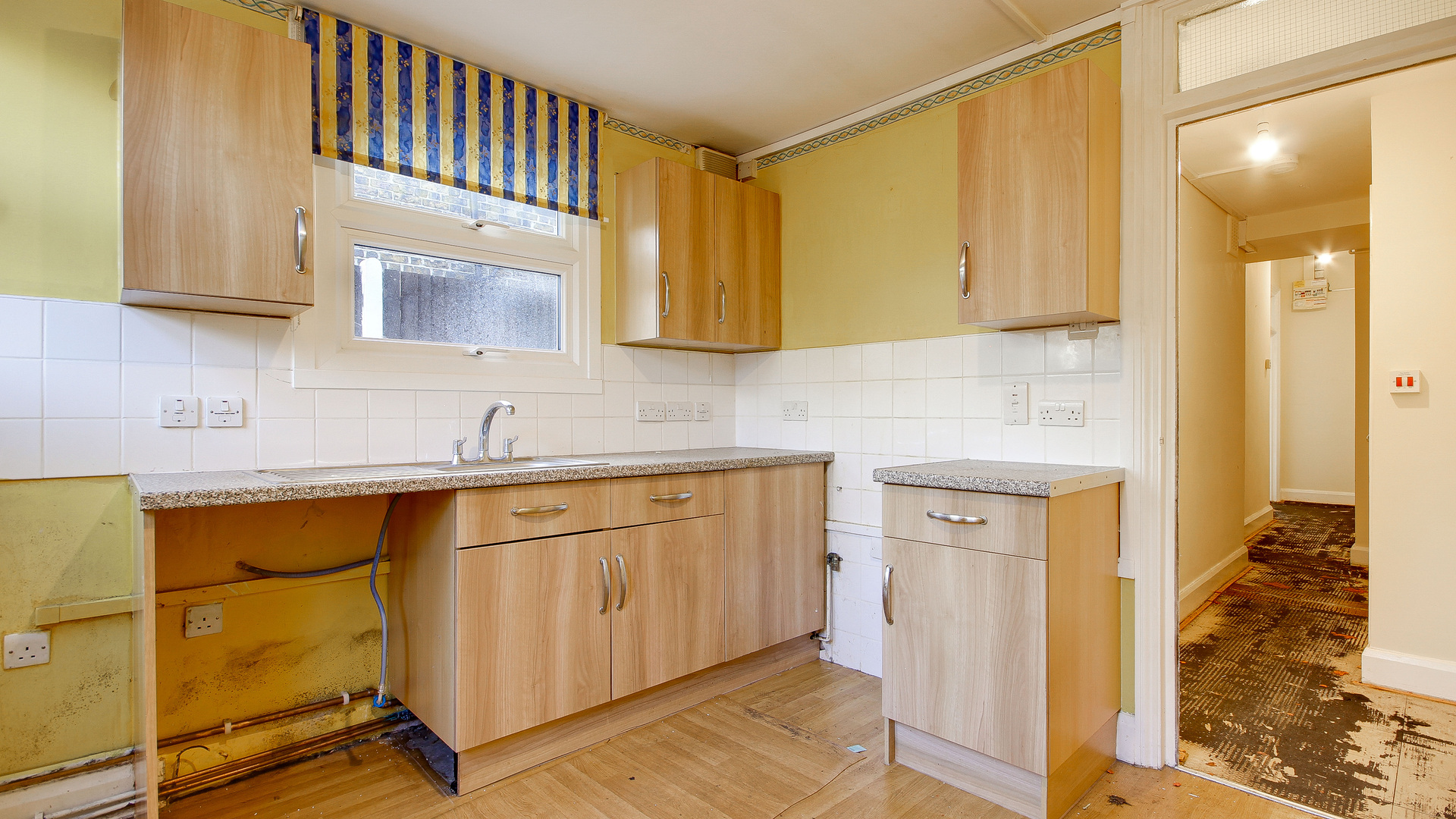 Property For Sale St. Donatts Road, New Cross, SE14 1 Bedroom Flat Alex Neil 003481/1