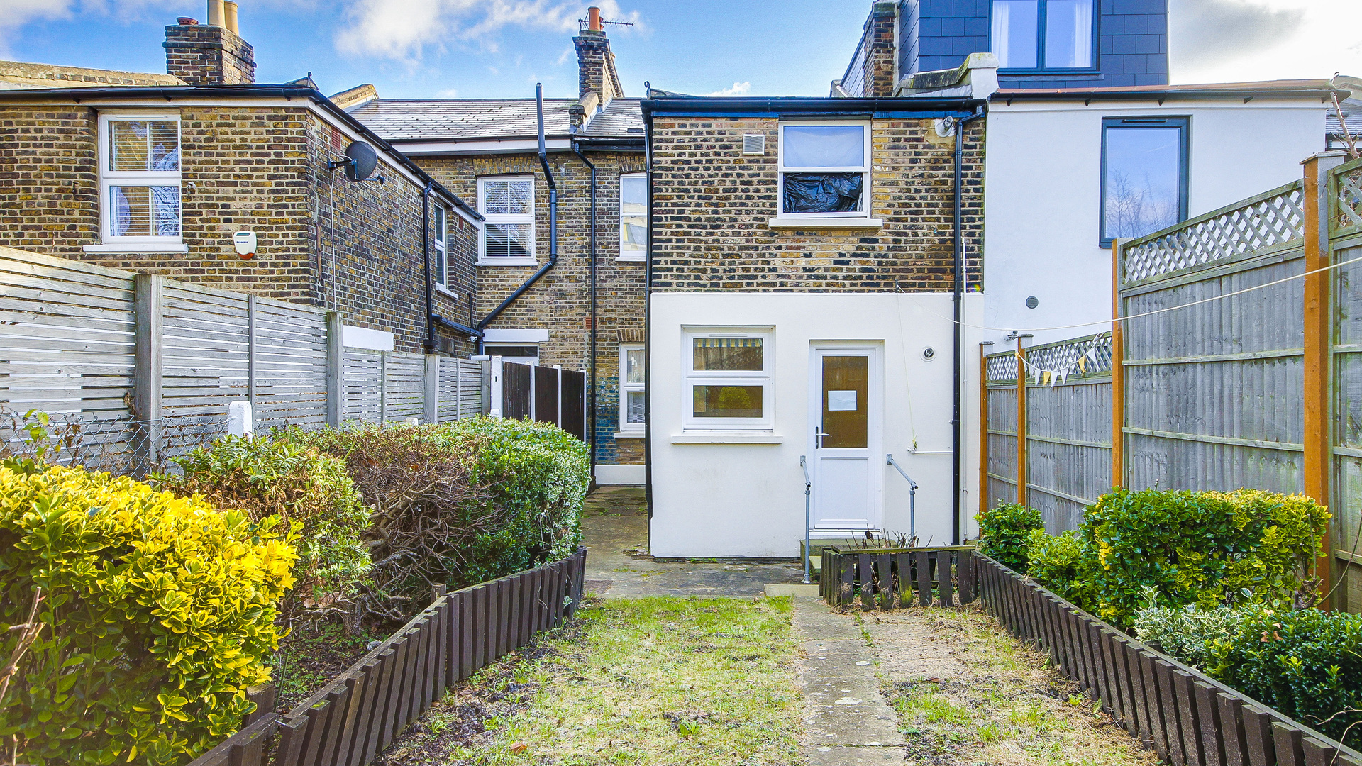 Property For Sale St. Donatts Road, New Cross, SE14 1 Bedroom Flat Alex Neil 003481/1