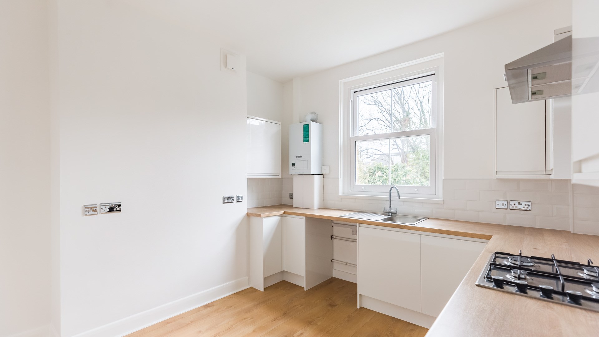 Property For Sale Parkfield Road, New Cross, SE14 3 Bedroom Duplex Alex Neil 003589/1