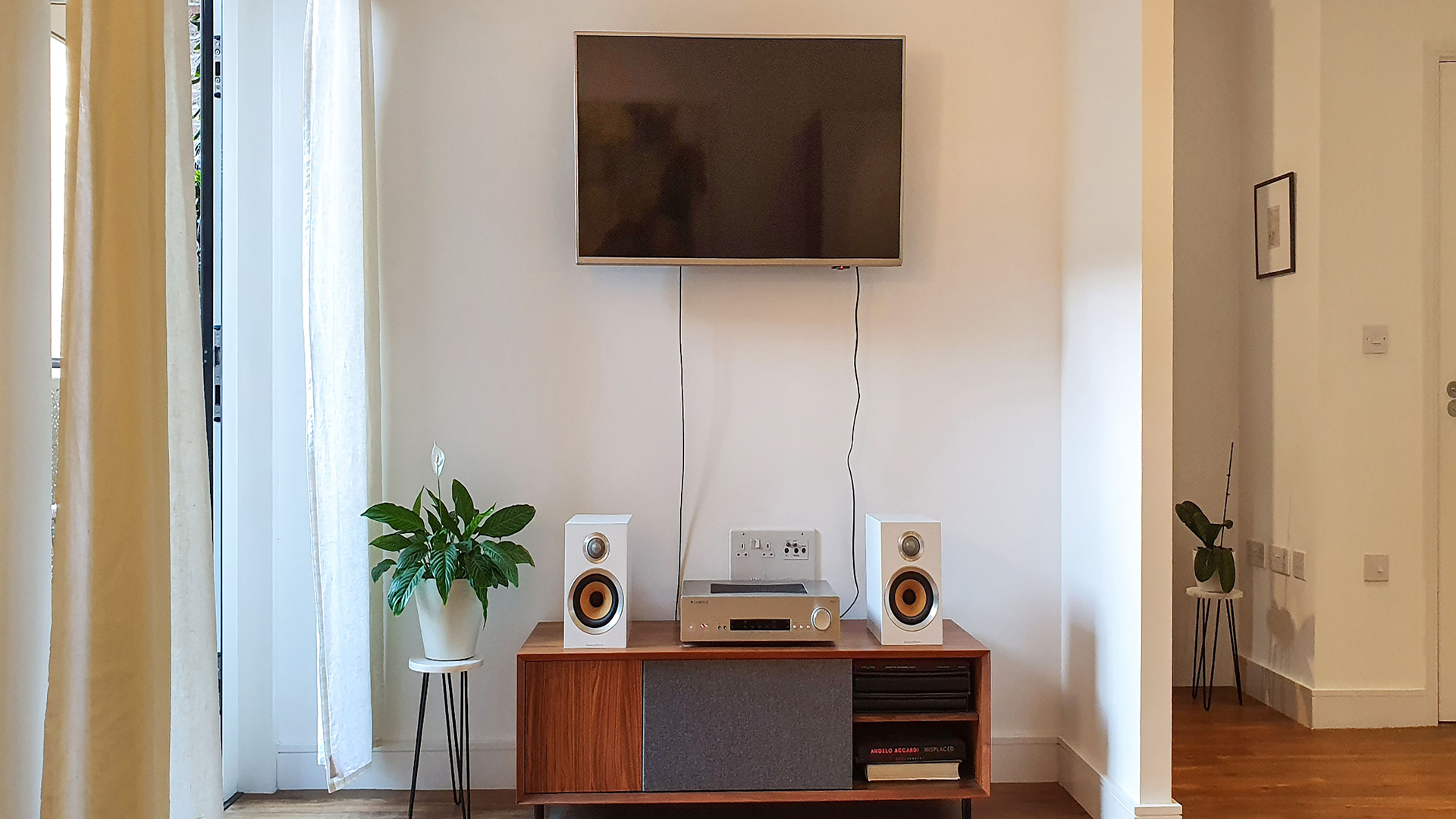 Property For Sale Copenhagen Court, Yeoman Street, Deptford, SE8 Studio Alex Neil 003660/1