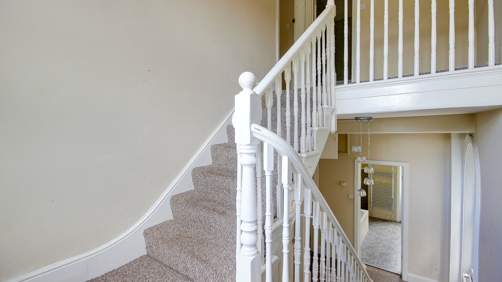 Property For Sale Lewisham Way, Brockley, SE4 7 Bedroom End of