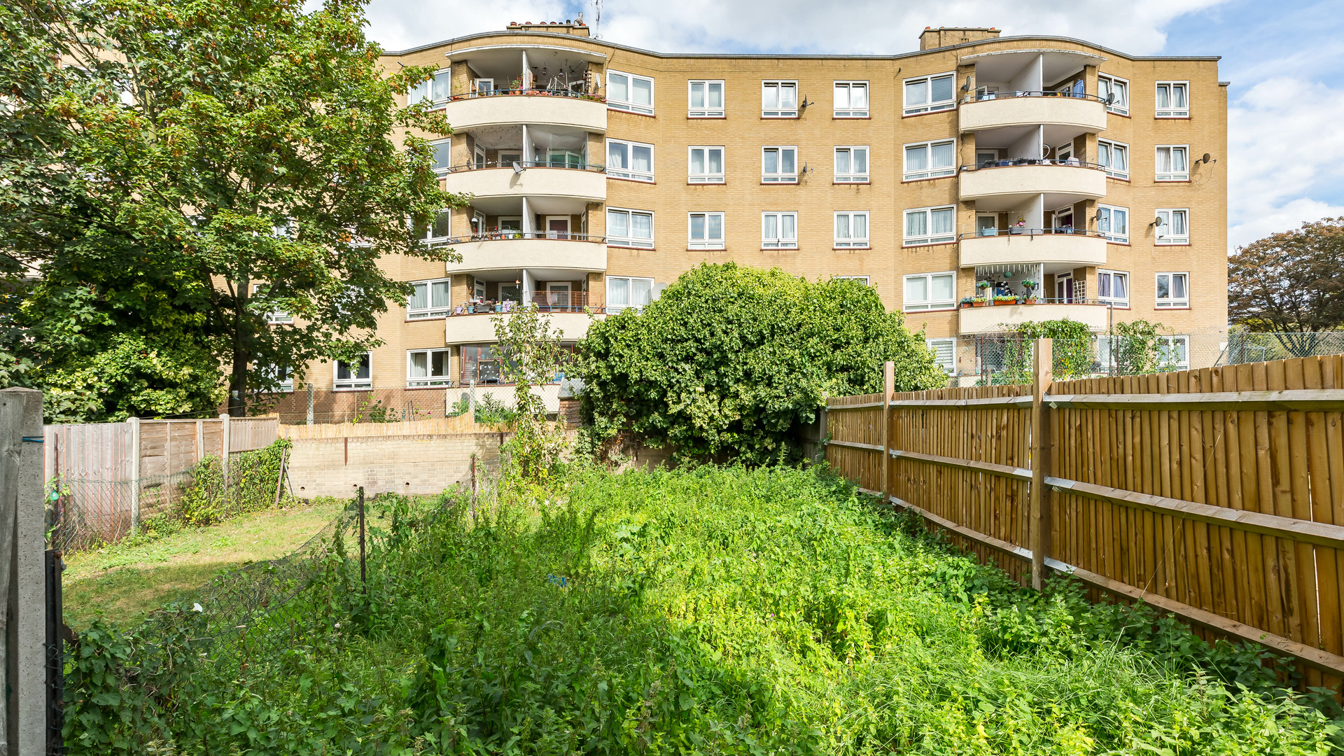 Property For Sale Staunton Street, Deptford, SE8 4 Bedroom End of