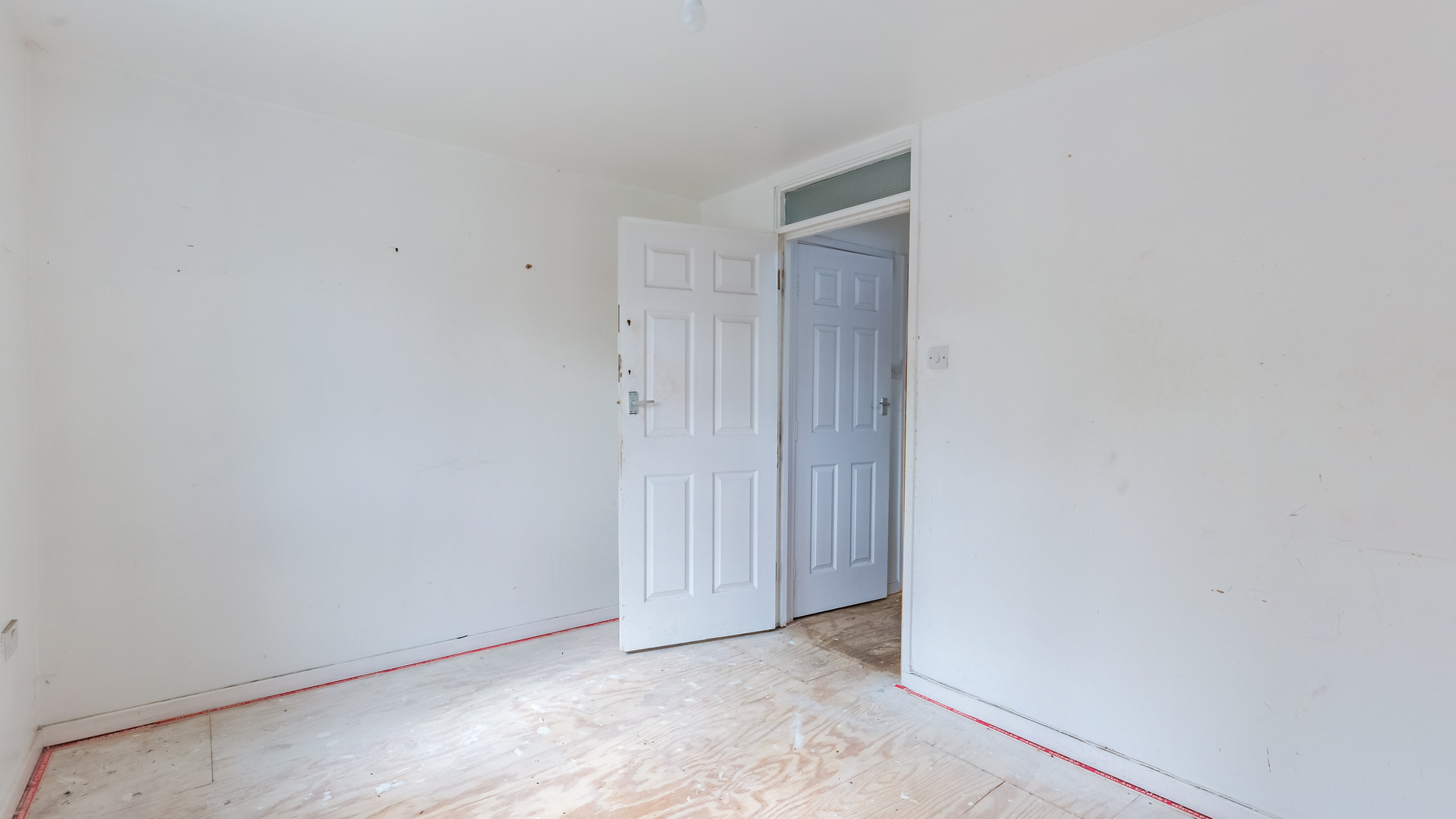 Property For Sale Staunton Street, Deptford, SE8 4 Bedroom End of