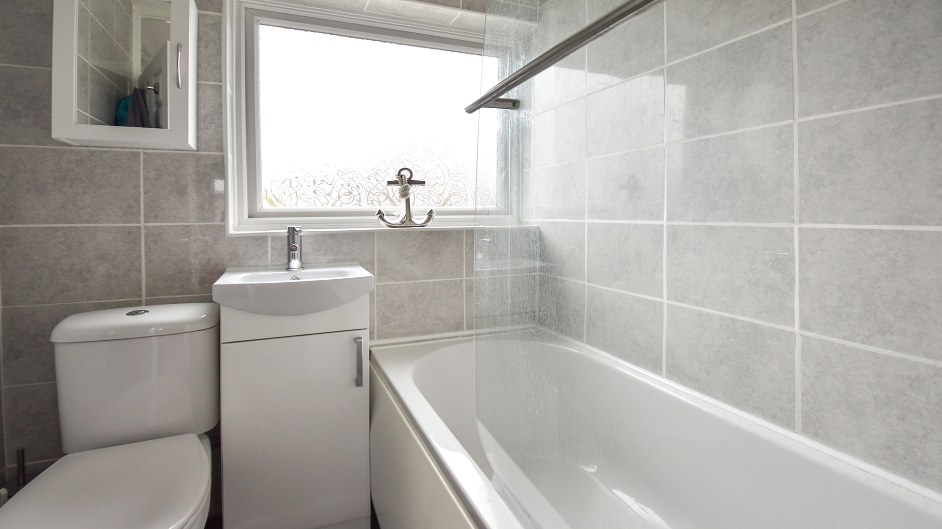 Property For Sale Merlin Road, Welling, DA16 2 Bedroom Terraced