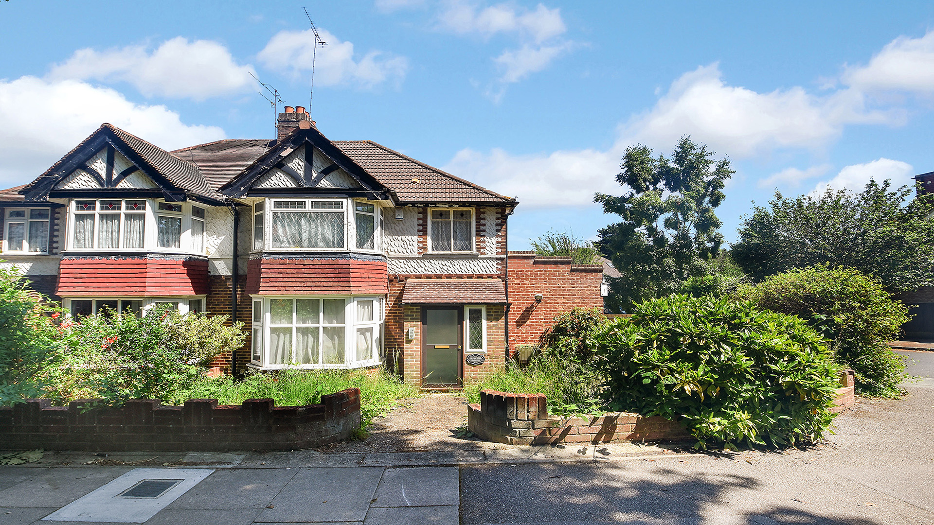 Property For Sale Oak Tree Gardens, Bromley, BR1 3 Bedroom Semi