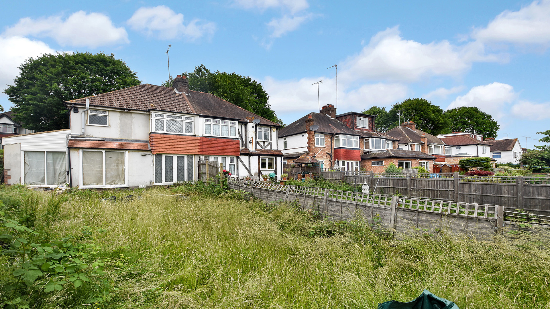 Property For Sale Oak Tree Gardens, Bromley, BR1 3 Bedroom Semi