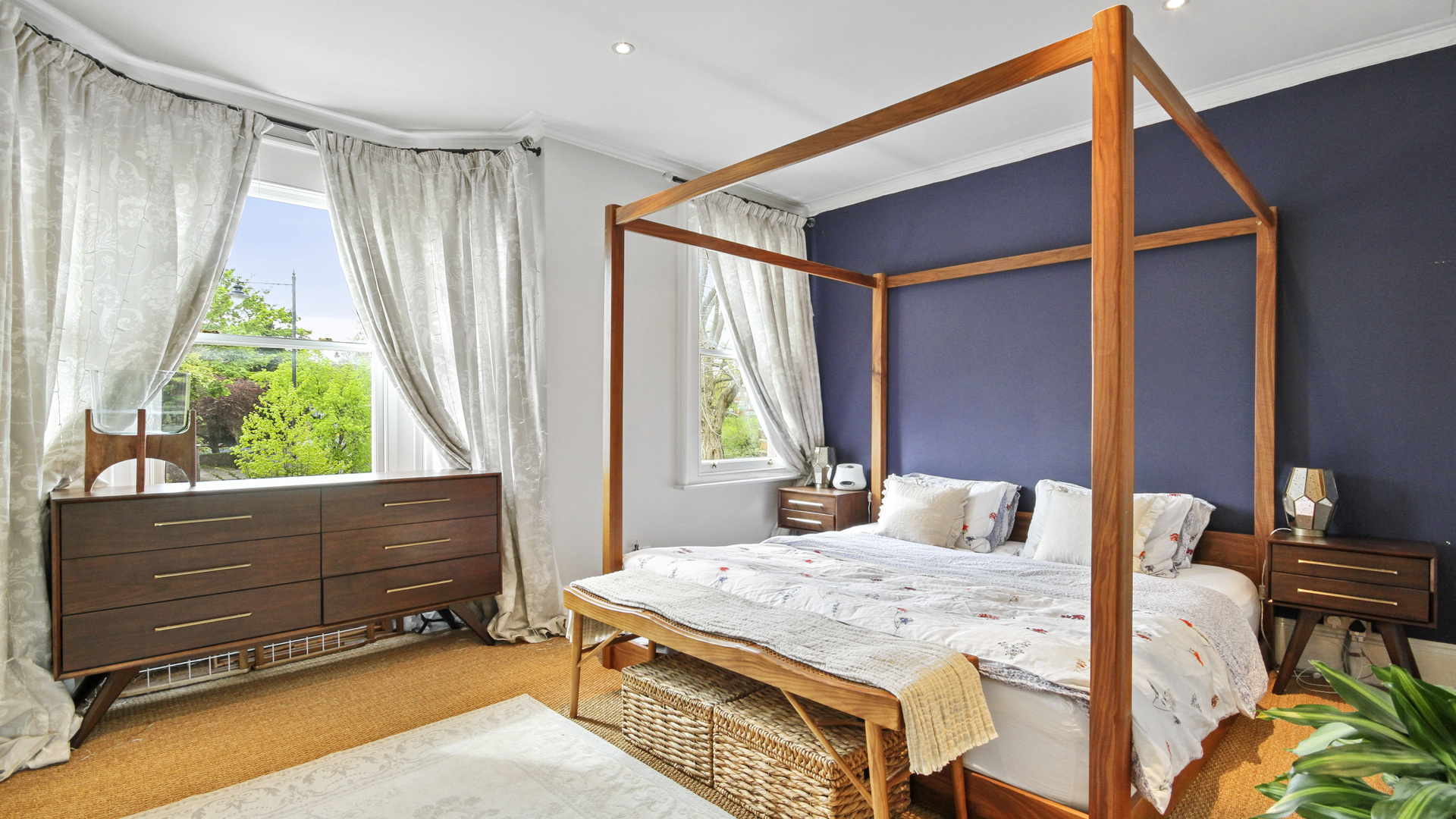 Property For Sale Green Lane, Chislehurst, BR7 3 Bedroom Link