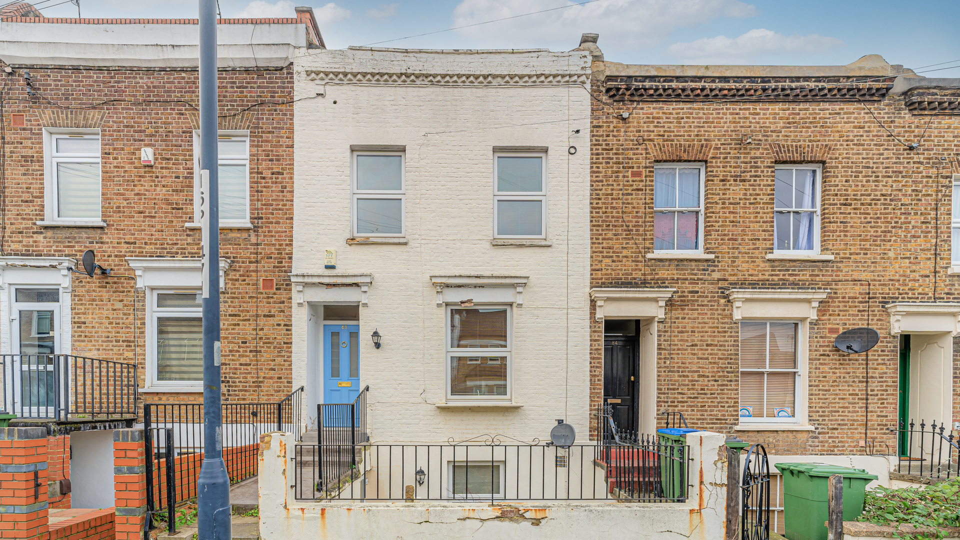 Property For Sale Waverley Road, Woolwich, SE18 4 Bedroom Town House