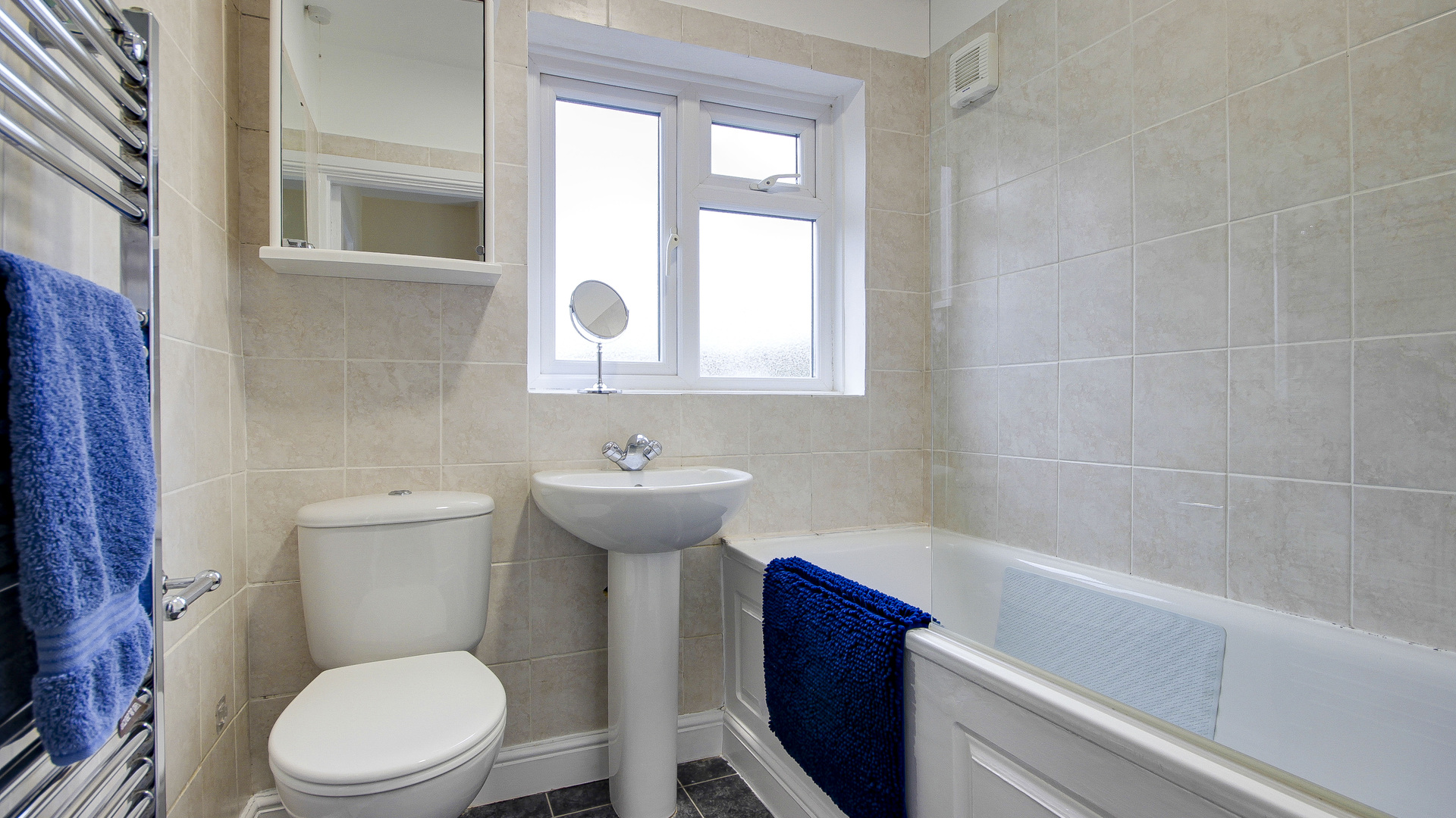 Property For Sale Jevington Way, Grove Park, SE12 3 Bedroom End of