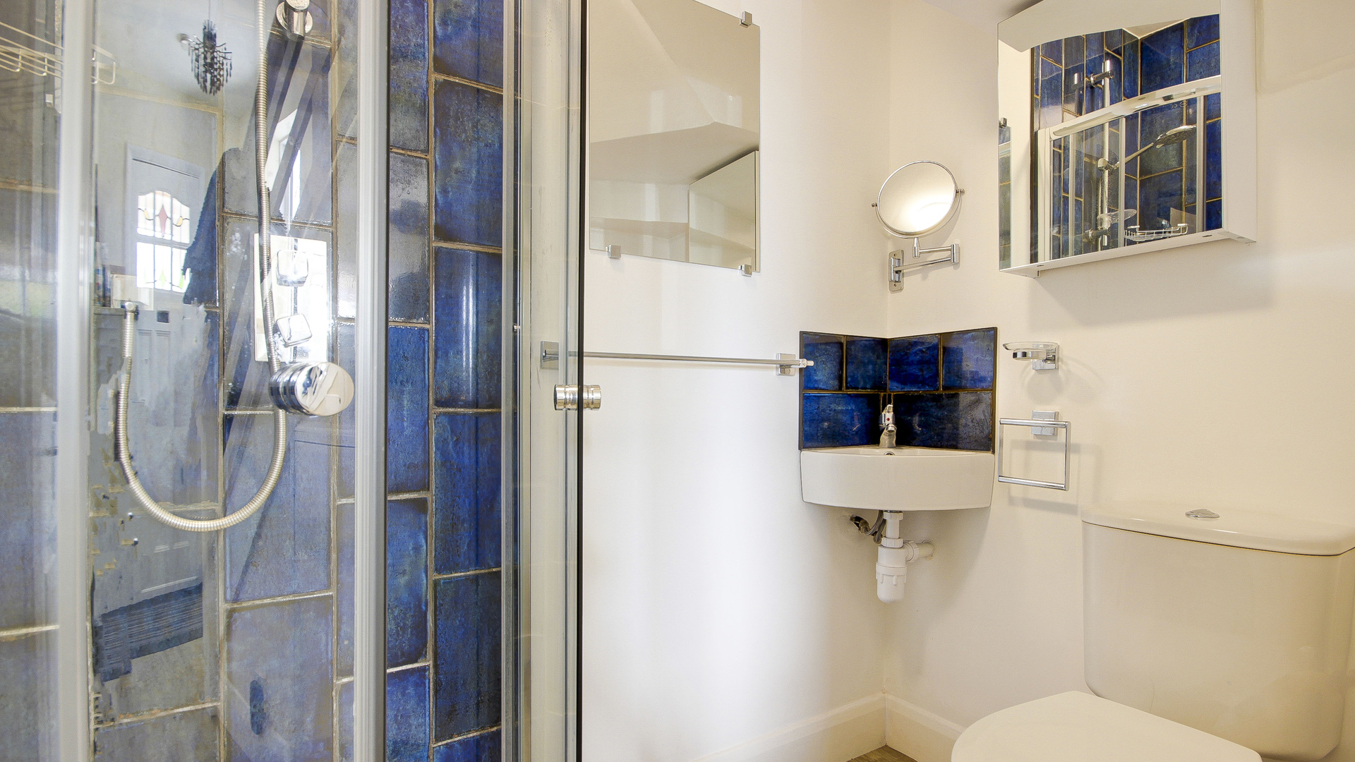 Property For Sale Jevington Way, Grove Park, SE12 3 Bedroom End of