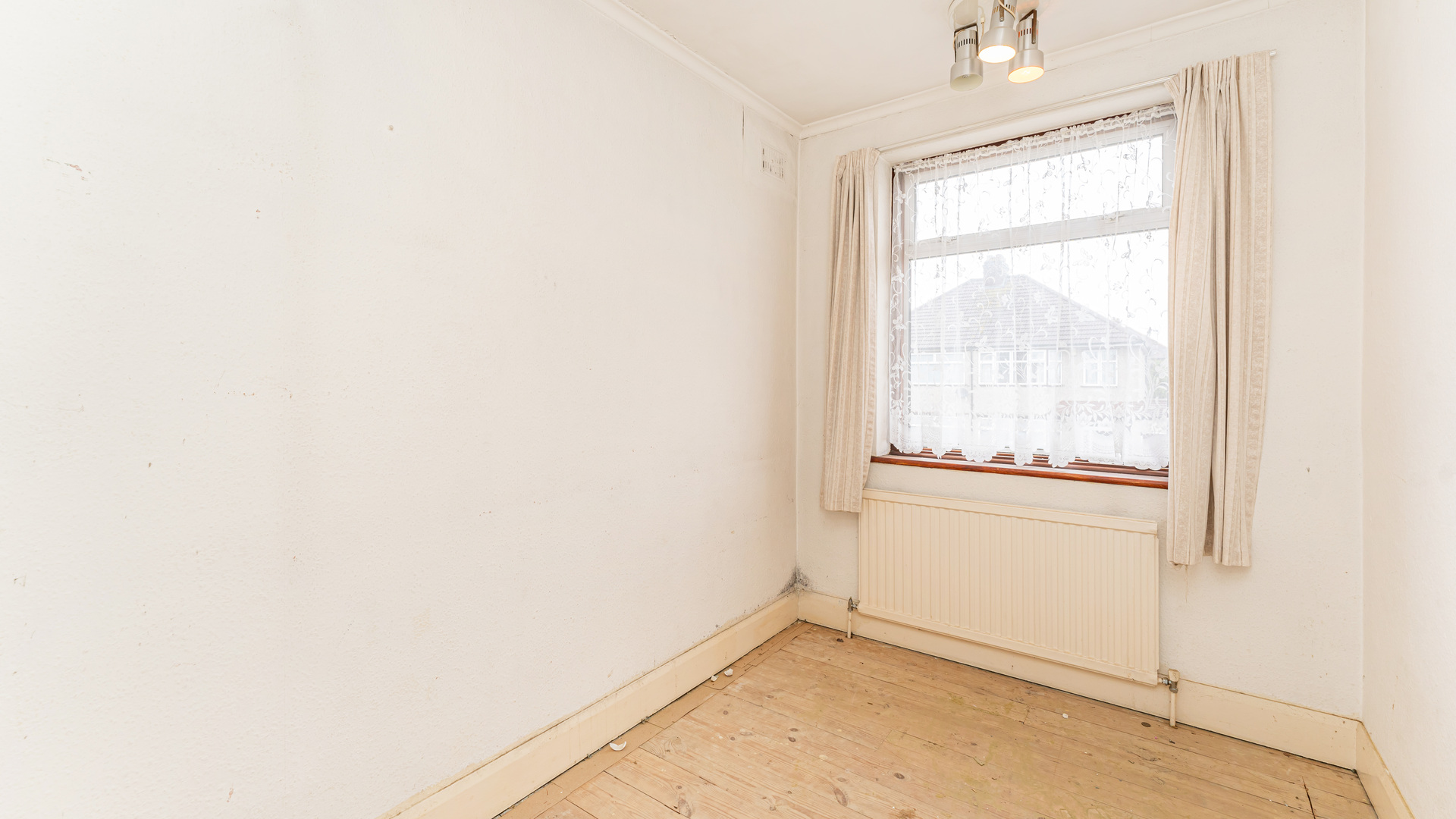 Property For Sale Sandringham Drive, Welling, DA16 3 Bedroom Semi