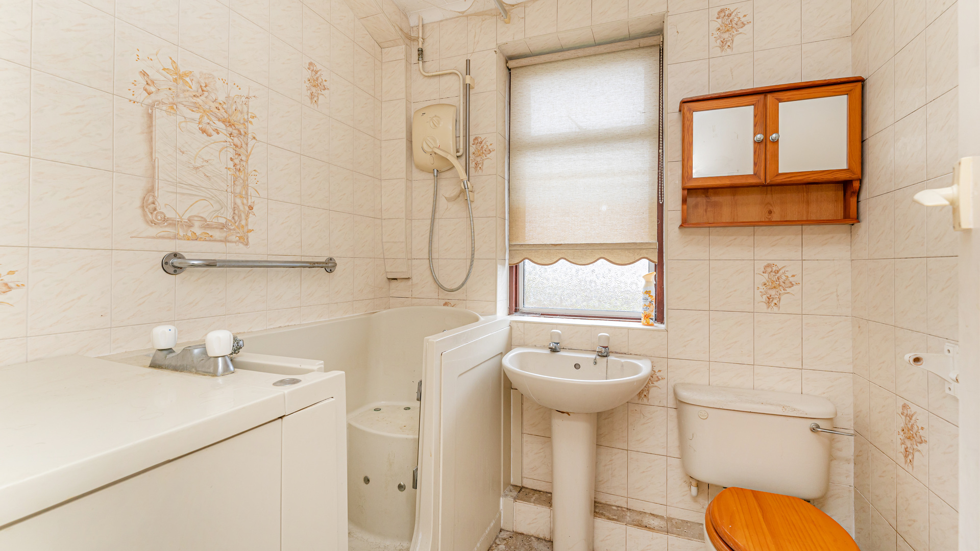 Property For Sale Sandringham Drive, Welling, DA16 3 Bedroom Semi