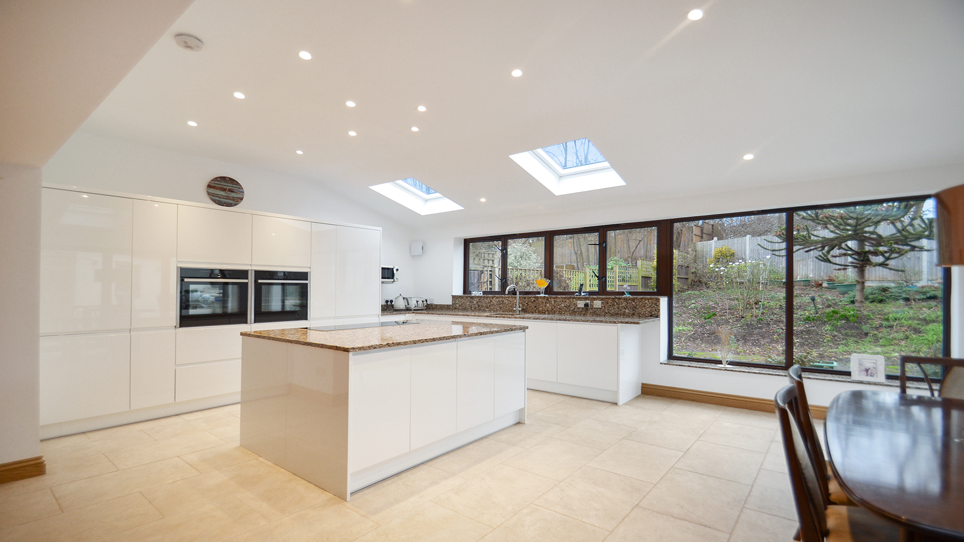 Property For Sale Friars Mead, Isle of Dogs, E14 3 Bedroom Semi