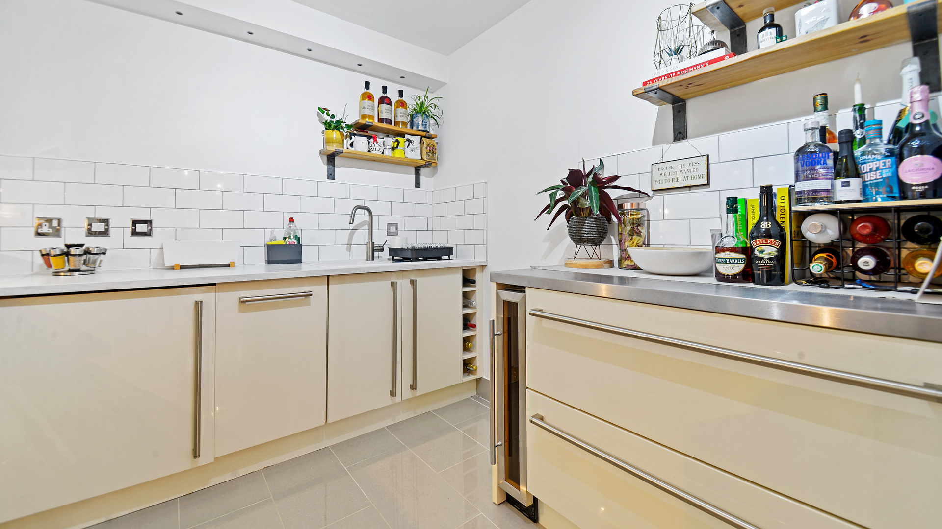 Property For Sale Goodhart Place, Limehouse, E14 1 Bedroom Flat