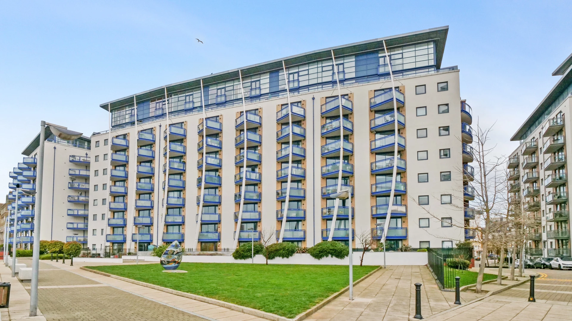 Newton Place Isle of Dogs E14
