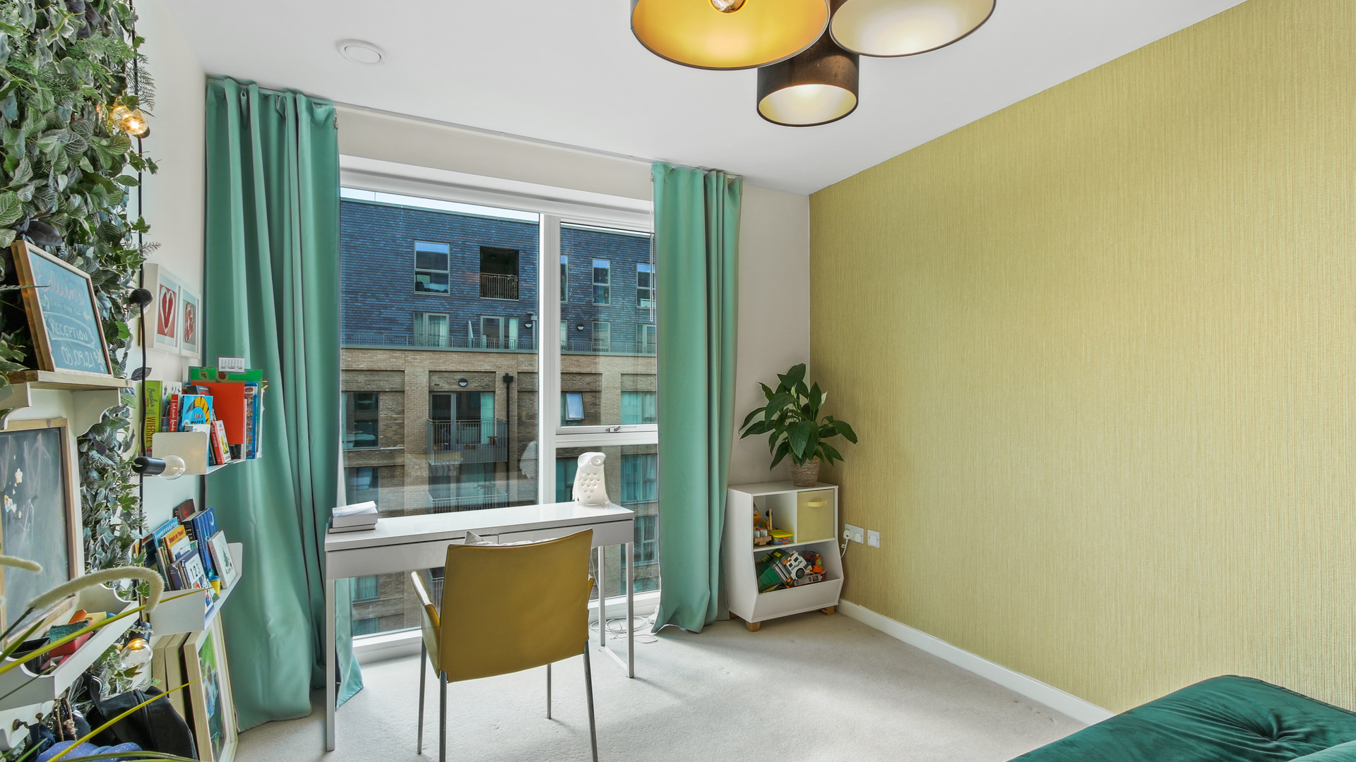 Property For Sale Thomas Road, Poplar, E14 3 Bedroom Flat Alex Neil