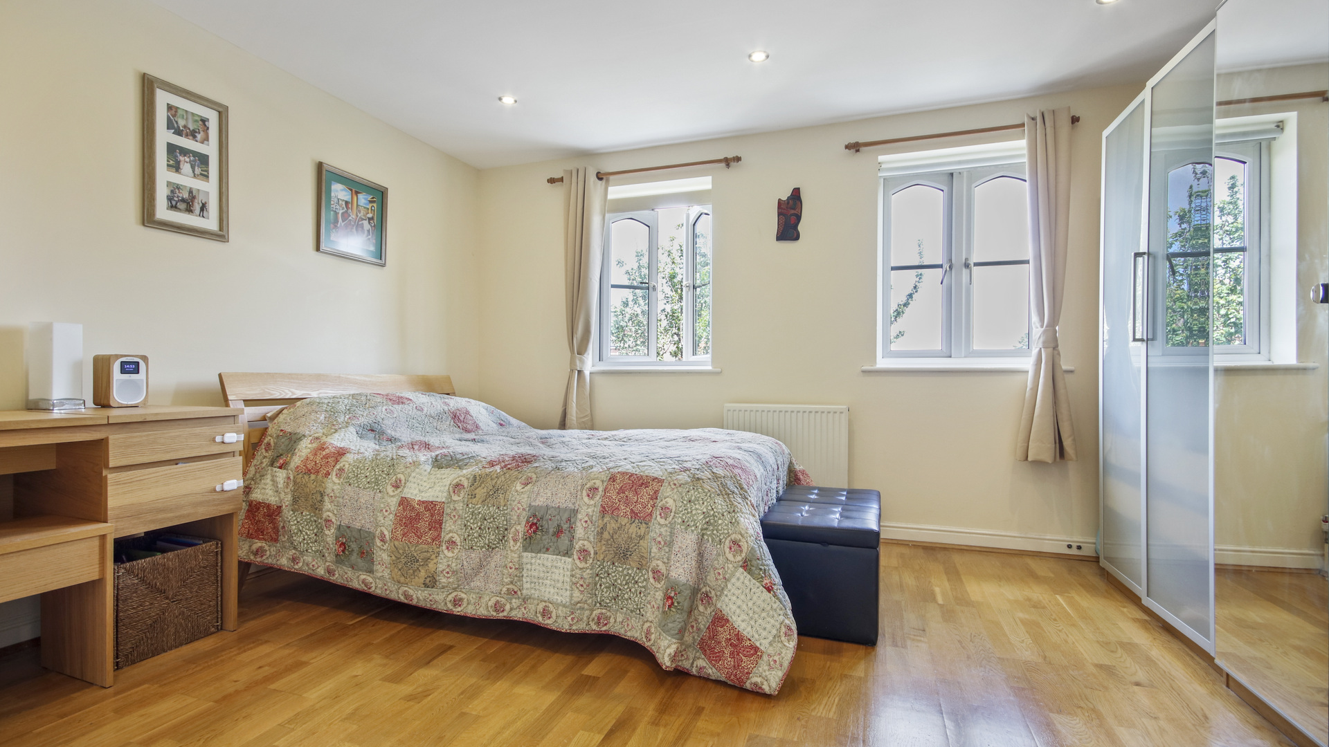 Property For Sale Barnsdale Avenue, Canary Wharf, E14 | 3 Bedroom Town ...