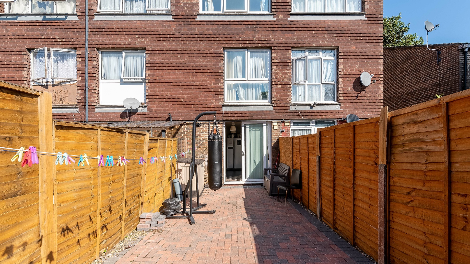 Property For Sale Atkinson Road, Newham, E16 4 Bedroom Terraced
