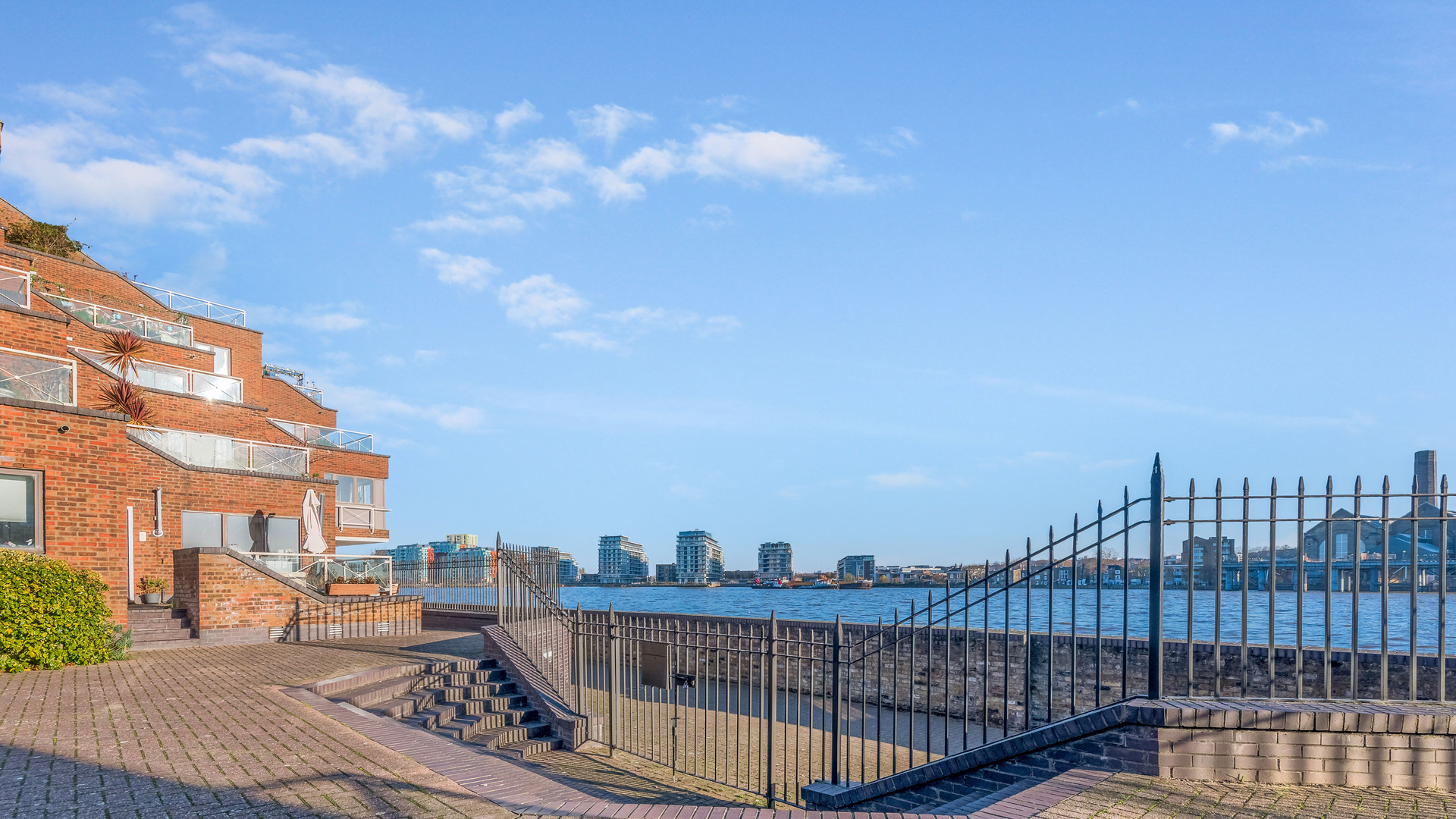 Property For Sale Cumberland Mills Square, Isle of Dogs, E14 1